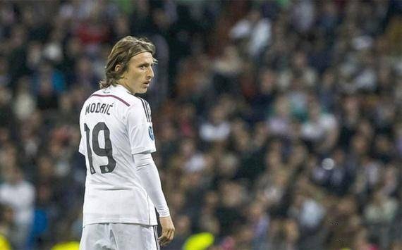 布朗尼狂轰39分！逆转勇士！湖人输的不冤！